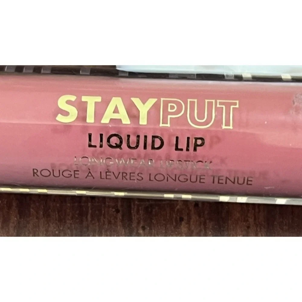 Milani‎ Stay Put Longwear Liquid Lipstick #140 The Moment 0.1 Oz
